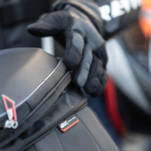 GIVI ST607+ BORSA DA SELLA CON CINGHIE T-SPORT